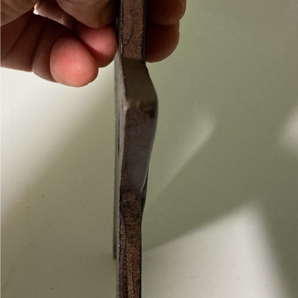 Rustic Star Shaped Metal Decor - Picture 3 of 3